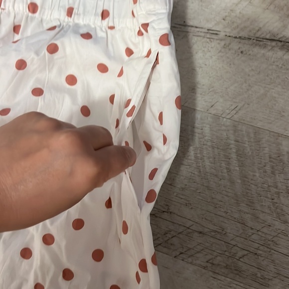 NEW J. Crew Set. Puff sleeve smocked top and skirt in white rose dot. Sizes S,M - Picture 15 of 16